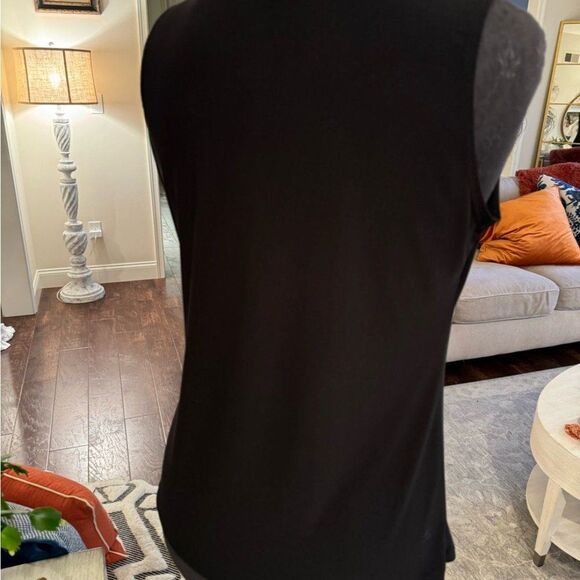 Elegant Black Tank Top (med) - Picture 3 of 4